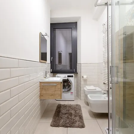 Daire Darsena Navigli & Porta Genova M2 - Modern Apt! *